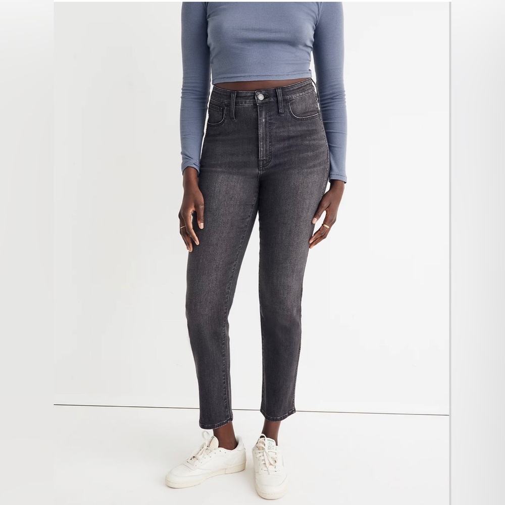 NWT Madewell 25P Curvy High Rise Slim Straight Jeans in Richgrove (black)